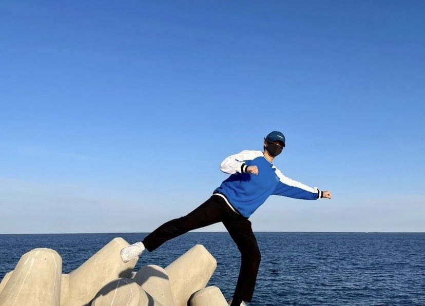 spearxb's tweet photo. one rare occasion you may find a pigunny at a beach. I mean, NO I am not a walrus. anyone who gonna call me a walrus for playing at a beach is prohibited 🚫 https://t.co/qqOz7UtgZT