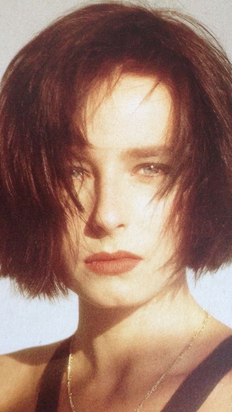 Happy Birthday to Keren Woodward of 