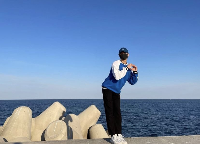 spearxb's tweet photo. one rare occasion you may find a pigunny at a beach. I mean, NO I am not a walrus. anyone who gonna call me a walrus for playing at a beach is prohibited 🚫 https://t.co/qqOz7UtgZT
