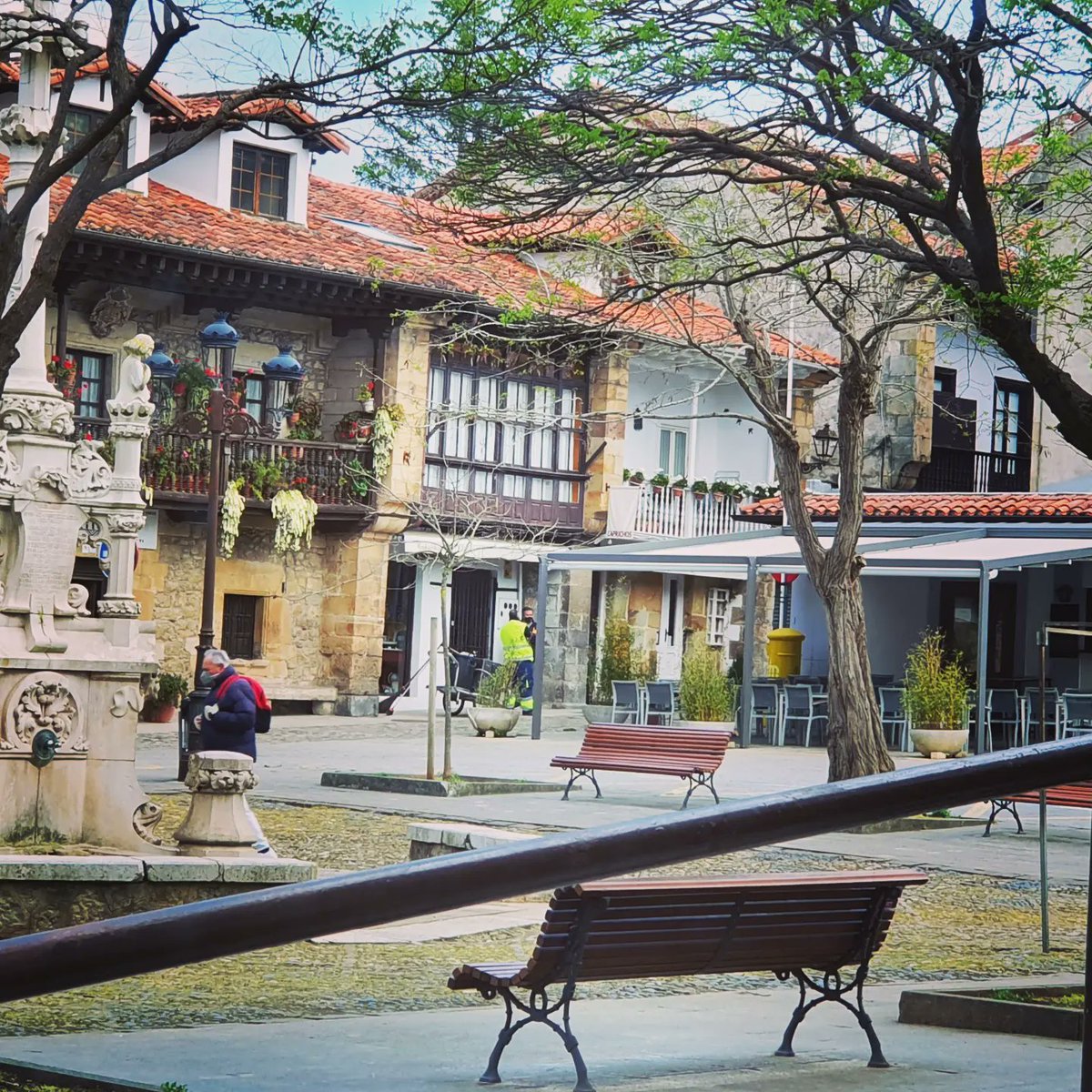 _5600kelvin's tweet photo. Siempre encontramos buenos encuadres en #Cantabria 🎥🎥🎥 #Comillas #Santander https://t.co/9n1QjfVGek