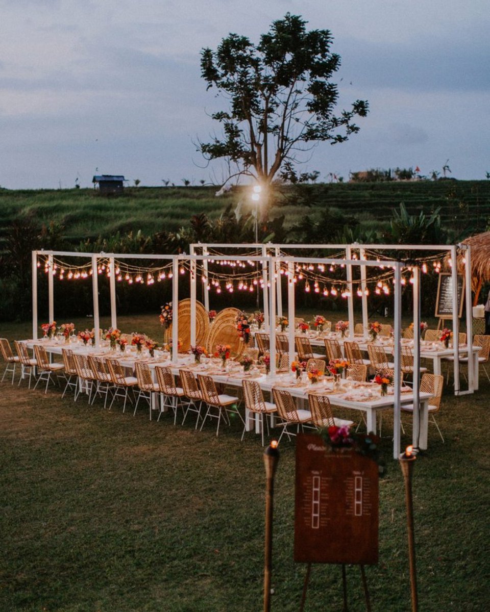 baliVIPstyling's tweet photo. Our team extremely takes a passion for planning and creating unforgettable memories for our clients and their guests, we can't wait to hear about yours! Chat us now @balivipwedding_styling

#baliweddingstylist #weddingbali #weddinginbali #balidecorations #weddingdecorationsbali https://t.co/01y07xPSwo