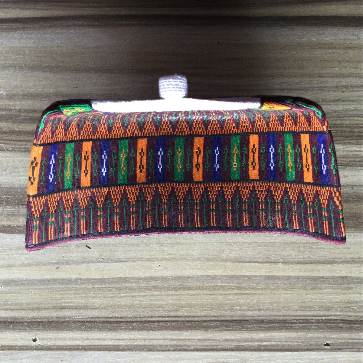 WANZAMCAPS 
PRICE-18,500
SIZE-23