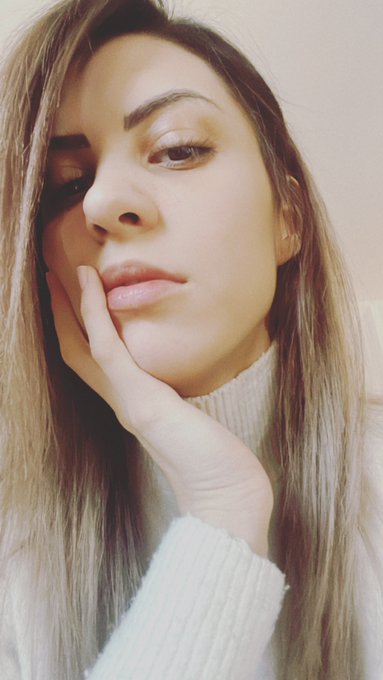 Me encuentro mejor bell@s de mi operaci&oacute;n💙  Os gustar&iacute;a que volviera a los streams hoy?   Buenos d&iacute;as🥰<a class="tags" target="_blank" title="On Twitter" href="/?out=eyJ0eXAiOiJKV1QiLCJhbGciOiJIUzUxMiJ9.eyJpYXQiOjE3MTkzOTAxNzUsImlzcyI6InR3cG9ybnN0YXJzLmNvbSIsIm5iZiI6MTcxOTM5MDE3NSwiZXhwIjoxNzUwOTI2MTc1LCJyZWRpcmVjdF91cmwiOiJodHRwczovL3R3aXR0ZXIuY29tL3MifQ.7RrUbHifmft5aYXtmhD6GOjyqnaMDkXWkxl20q_-mrVvRZ0oYbPdklQe6D7KqR4UZ8s4CsZUZTUtI5YjeQNN9g">@s</a><a href="/tag/tomorrowland"class="tags"><span>#tomorrowland</span></a>