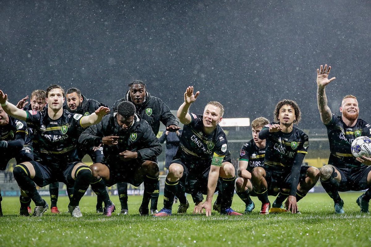 Blankespoorfoto's tweet photo. 💪🏻Lekkah!!! ADO Den Haag wint met ruime cijfers van VVV Venlo (0-5)

#adodenhaag #ado #denhaag #voetbal #fcdenhaag #keukenkampioendivisie #sportfotografie #fotografie #soccratesimages #groengeel #thehague https://t.co/b1lr4SALuJ