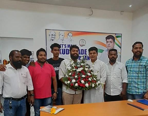 amitspatkar's tweet photo. Today, on the occasion of Gudipadva, all the Congress and vibrant Kudchade Karyakarta met in the office at Curchorem. I sincerely accept the wishes of all for the new responsibility.
#GudiPadwa
#VibrantGoa
#VibrantCongress
#GoaCongress
#youthcongress
#congressahead
#AmitPatkar https://t.co/MffPsgayFx