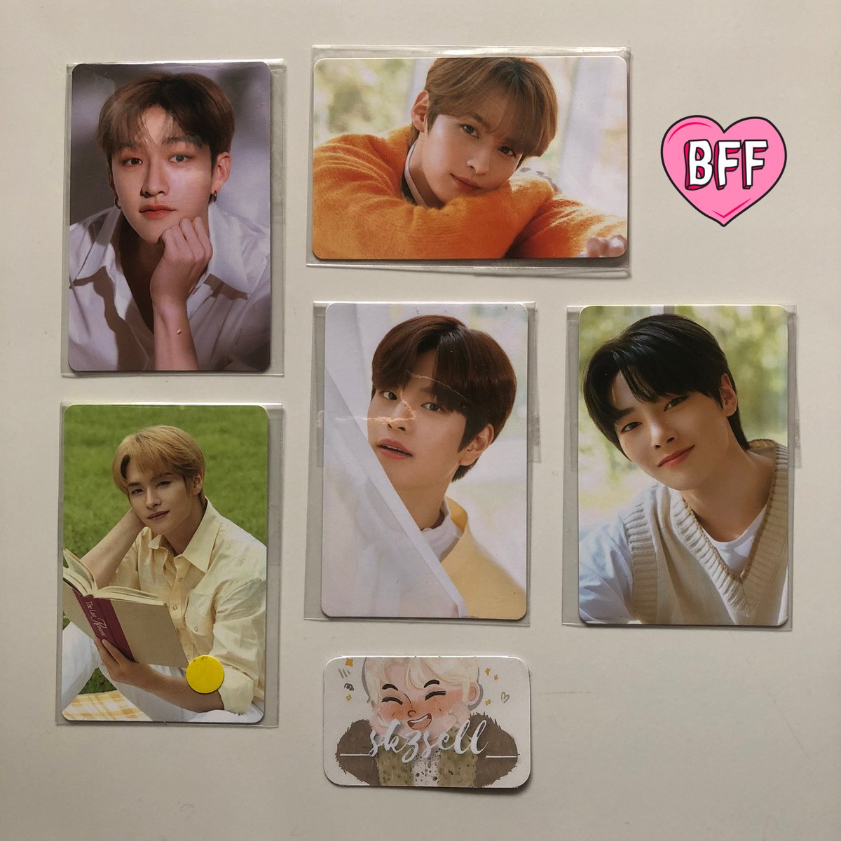 _skzsell_'s tweet photo. WTS

BFF: 5pcs 260.000
LIT : 7pcs 390.000 https://t.co/BlnVYk4PHX