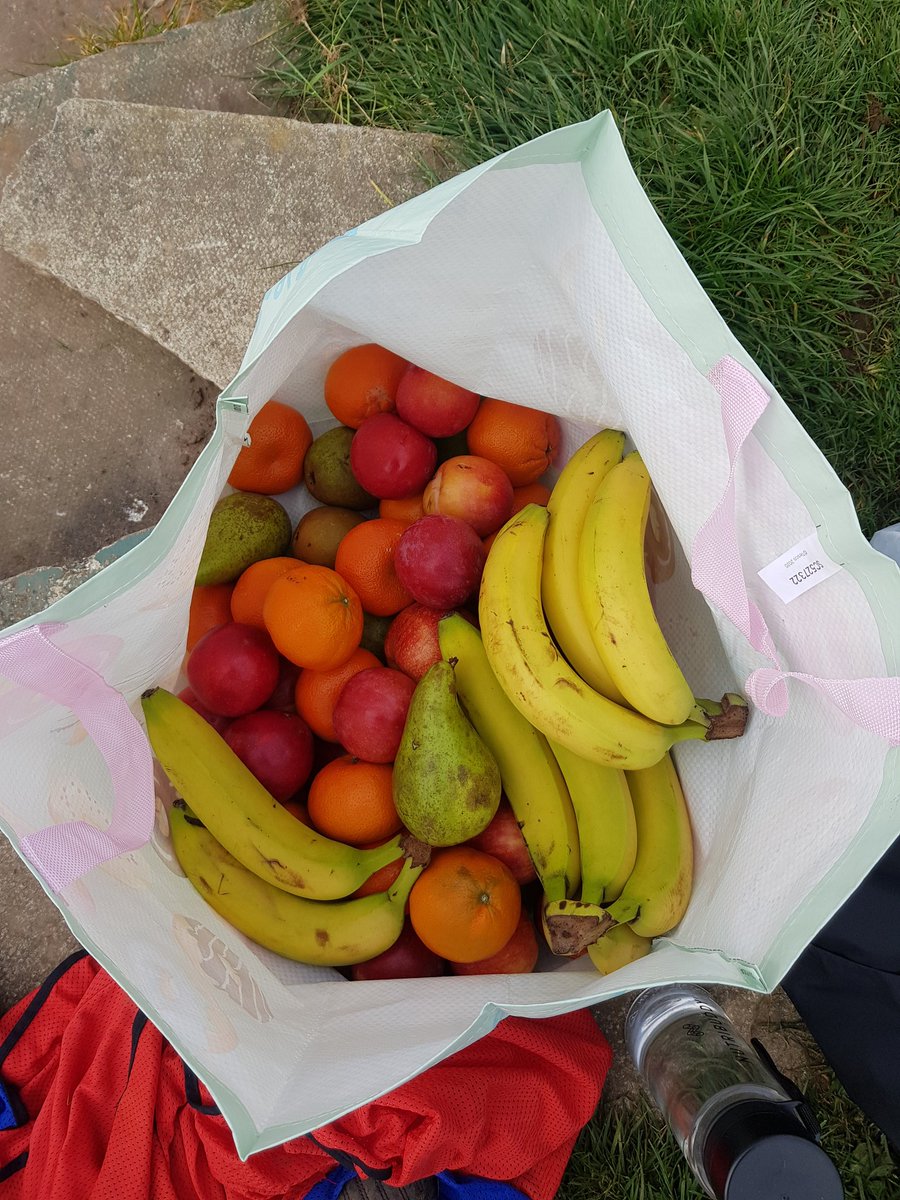 JagotaRavinder's tweet photo. Amazing turnout for today ,a big bag of fruits for all the kids to share as well ,brilliant work from the older kids...just a pleasure to coach these kids ...NONE of them care if there in teams ,just fun ,Stress free football...and we dont charge a penny ! #freefootballcoaching https://t.co/B5K1C4may8