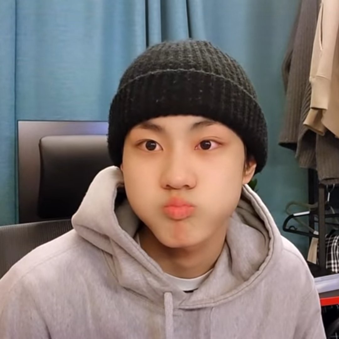 YJWONSITE's tweet photo. : 3 https://t.co/YhXeZHQzgw