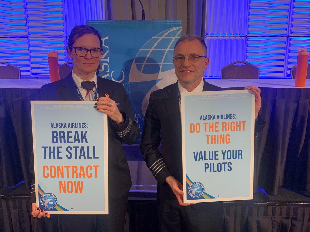 WestJetALPA's tweet photo. We are proud to stand strong with our brothers &amp; sisters south of the border at @AlaskaPilots #unity #dotherightthing #ValueAlaskaPilots #contractnow #WestJetPilots https://t.co/Rtd9drjf1i