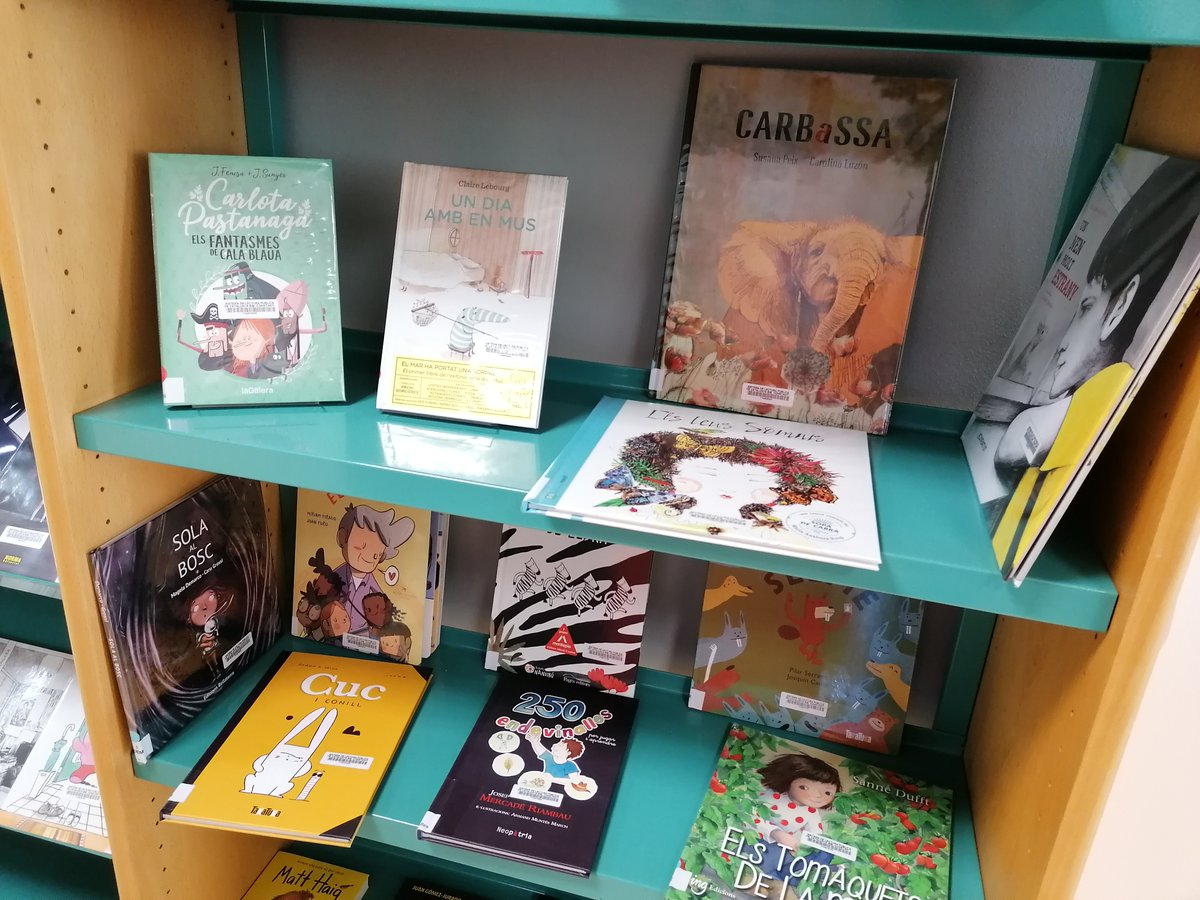 biblioconstanti's tweet photo. Avui és el #DiaMundialLlibreInfantil i ho celebrem al nostre espai setmanal a Constantí #Ràdio amb algunes de les novetats infantils més 😍 de la biblio!
El nostre👂⬇️
https://t.co/BXLWStHuzv
#bibliotequestgn #quèfemalesbiblios #fembiblioteca #femcultura #femconstantí #DILIJ https://t.co/1UxD3lQSK7