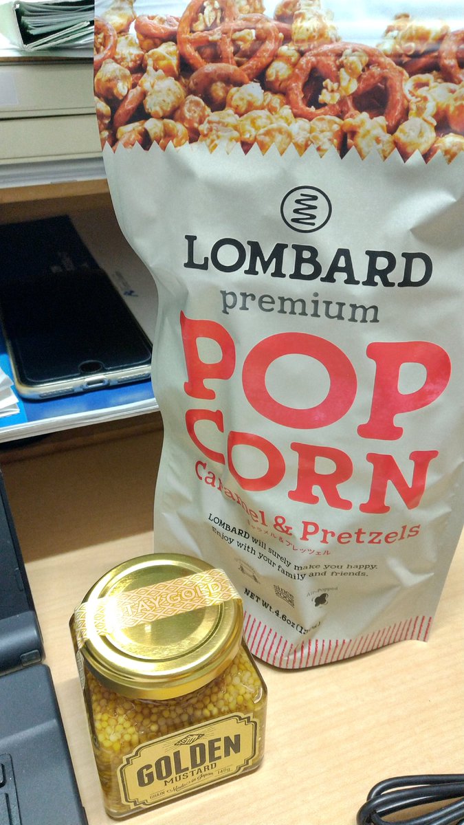 gelosomail's tweet photo. 残業してたら
差し入れ貰った!!!
ひゃっほーい (o´∀`)♪
キャラメル&プレッツェル🥨
速攻 食べる
あとは帰ってからのお楽しみに
#ゴールデンマスタード
#LOMBARD #premiumpopcorn https://t.co/B4V9n0iZt0