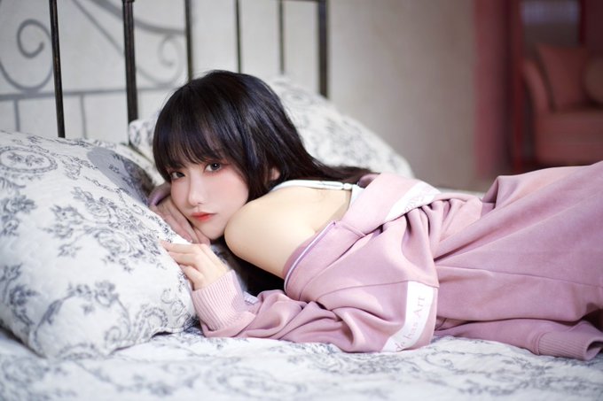 コスプレイヤーしろさきのTwitter画像4