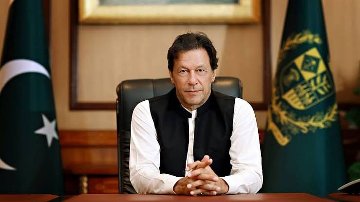 abdul_writes786's tweet photo. Skipper don't worry we are Behind you in Every Situation ♥️
#ImranKhan #Bajwa https://t.co/zWlN10ROZP