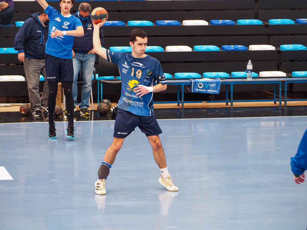 sdteucro's tweet photo. 💨
🆚 SD Teucro @vozysonido - BM Tui 📍Pab O gatañal - Cangas
🎥 https://t.co/w2MccaiL3Y
🔥🔥Vamos equipo 🔥🔥
#️⃣ #somosazuis #sdteucro #baseazul https://t.co/gD5LbOwZjy