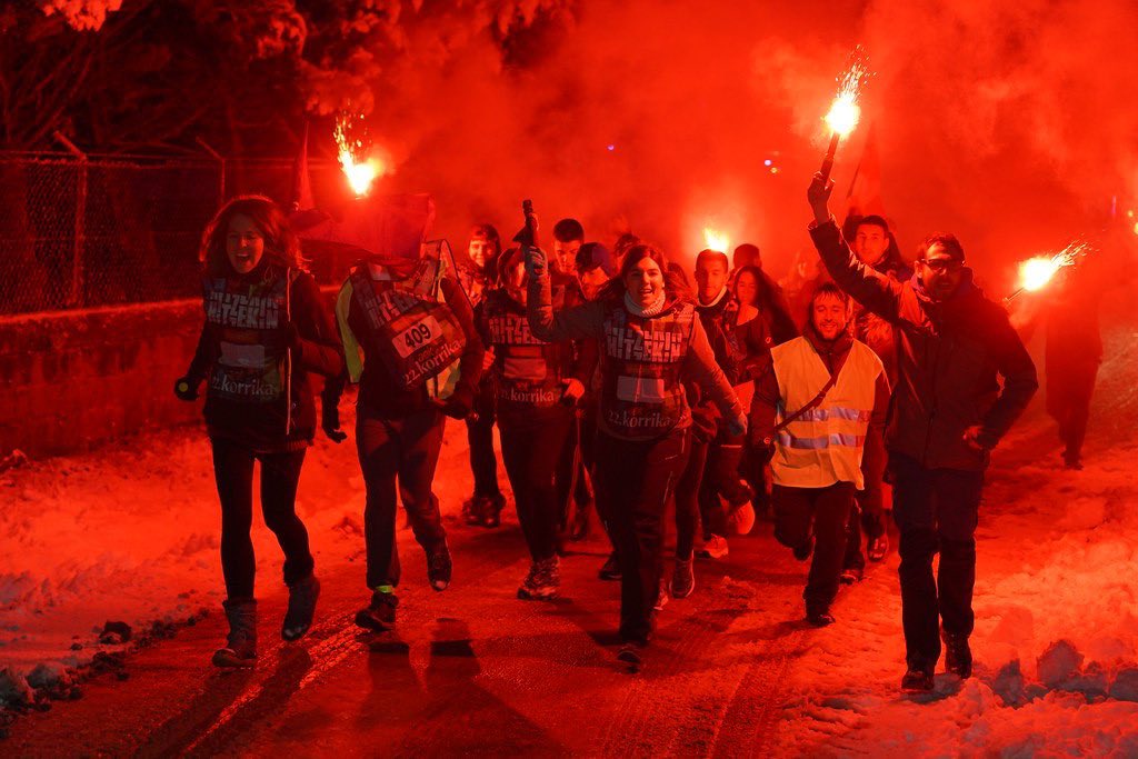 ArnaldoOtegi's tweet photo. Hau da euskararen herria.
Hau da Euskal Herria.
Hau da gure #EuskalEredua.

#Korrika #HitzEkin https://t.co/KVcaINnm7x