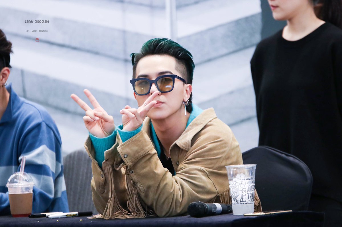 smhvisual's tweet photo. 170415 MINO 

#MINO #송민호 @official_mino_ https://t.co/boWtBzz4h9