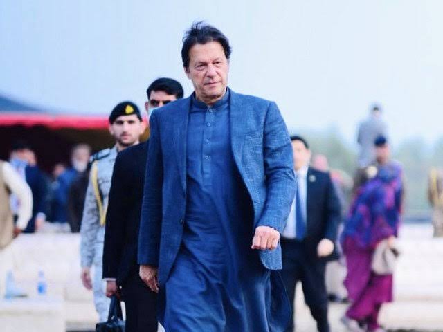KayTariq1's tweet photo. Leader.
@ImranKhanPTI 
#BehindYouSkipper https://t.co/aZbuoxkh17