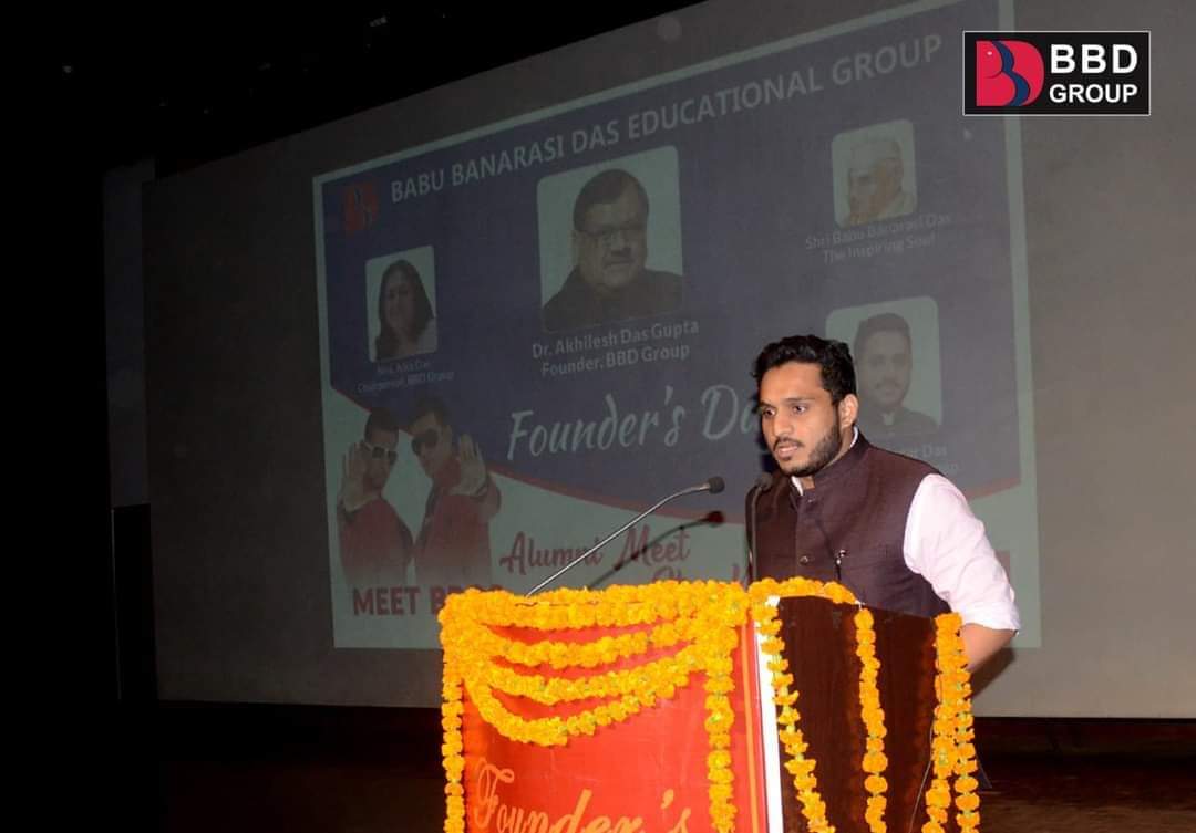 bbdec_official's tweet photo. #Foundersday2022
Alumni Meet followed by Prize Distribution to our Alumni's by Honorable Chairperson Mrs. Alka Das Ma'am, Honorable President Viraj Sagar Das Sir, Honorable Vice President Sonakshi Das Ma'am.
#foundersdaycelebration #meet2022 #alumni #AlumniMeet #bbdec #bbdgroup https://t.co/FTTQ4l0BZQ