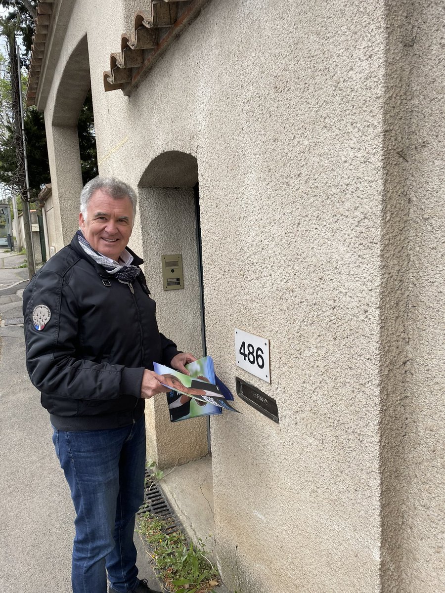 ChaverocheEric's tweet photo. Une semaine pour soutenir @vpecresse avant le premier tour!             #presidentielles2022 #Pecresse #Pecresse2022 #Elysee2022 #Presidentielle2022 #circo3401 #lesrepublicains #udi https://t.co/EMIGF21gxI