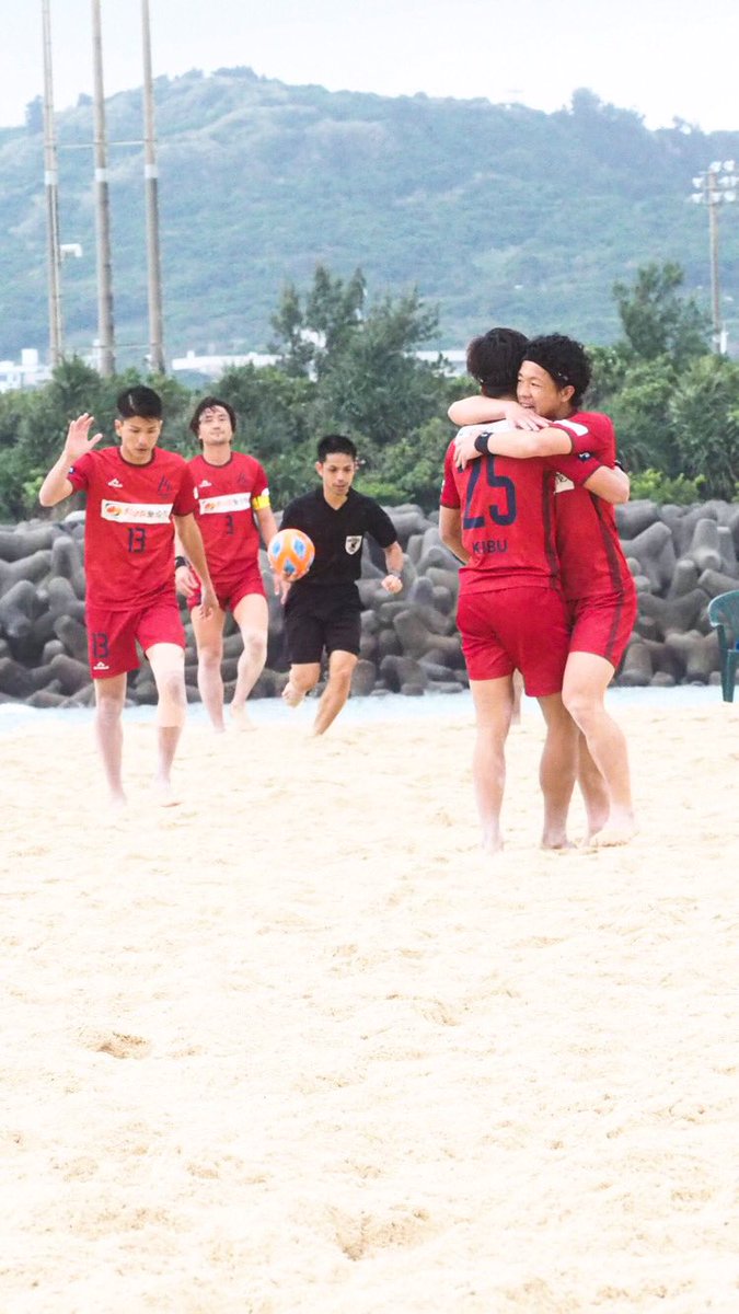 bs_scrap's tweet photo. Beach Soccerトップカテゴリー強化リーグ見てきました🌧⚽️🏖

#ビーチサッカー #beachsoccer
#BS強化リーグ https://t.co/jiqX6wKZiX