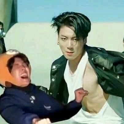 Zee130613's tweet photo. @bluewavesofus 😭😭😭😭😭😭😭 https://t.co/4A5fqRuvfi