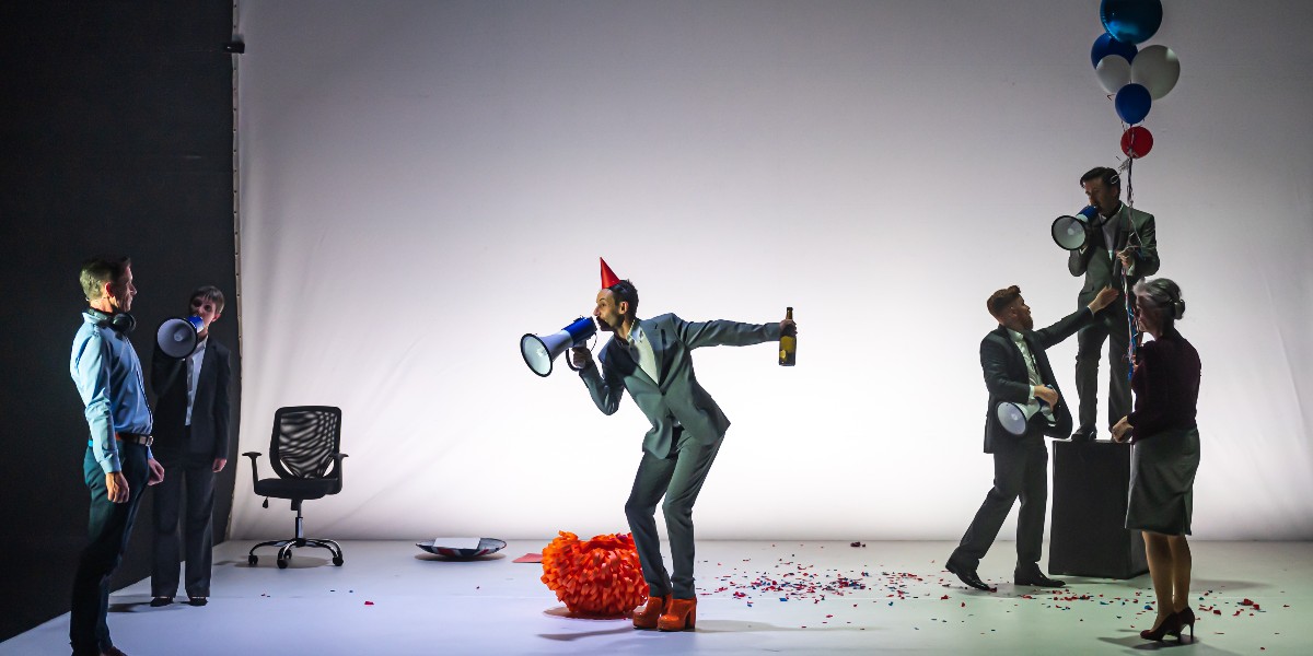 AbbeyTheatre's tweet image. Tonight @conorcomposer’s show-stopping #AbominationDUPOpera will close on the Abbey stage – and what a week it has been.
Kudos to the company for bringing such a powerful production to life each night 👏 @belfastensemble
📷 @neilhphoto