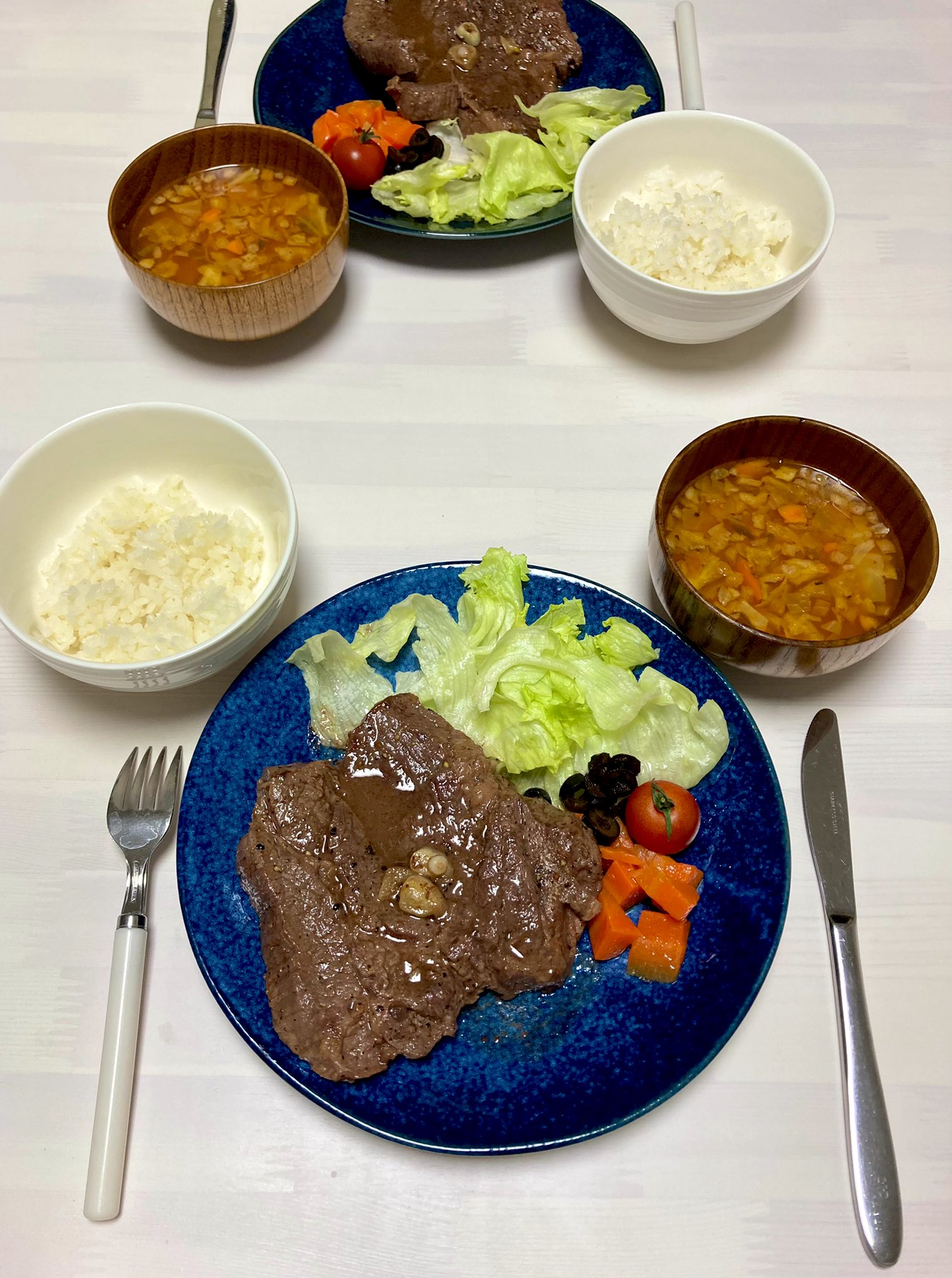 𝚖𝚒𝚗𝚘𝚜𝚑𝚊 何でもない日のステーキ𓇋𓌉 ニトリで買った青いお皿が映えまくりです ミネストローネと一緒に おいしかった おうちごはん おうちカフェ 夜ご飯 丁寧な暮らし 自炊 夜ごはん ステーキ 肉 食器 ニトリ お皿 お洒落 𝚖𝚒𝚗𝚘𝚜𝚑𝚊 何でもない日のステーキ𓇋𓌉 ニトリで買った青いお皿が映えまくりです ミネストローネと一緒に おいしかった おうちごはん おうちカフェ 夜ご飯 丁寧な暮らし 自炊 夜ごはん ステーキ 肉 食器 ニトリ お皿 お洒落
