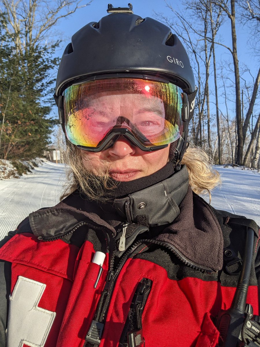 Rise and shine Ontario! Spring skiing is here #skipatrol