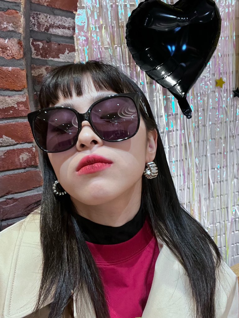 _chaengcore's tweet image. hello ⁉️