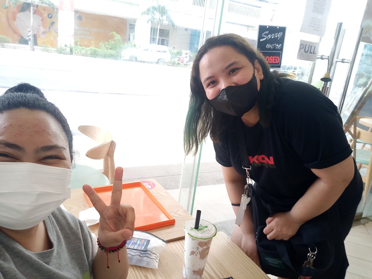 pinkadobo's tweet photo. You did great @juneyamochi we really enjoy the event! SALAMAT DIN SA BUHAY MO 😊
Thank you for the freebies @OnlyYou_iKON
Thank you fellow iKONICS see you soon  💓

#AWalkWithJunhoe #iKON #JUNHOE https://t.co/MyAGSbYEd0