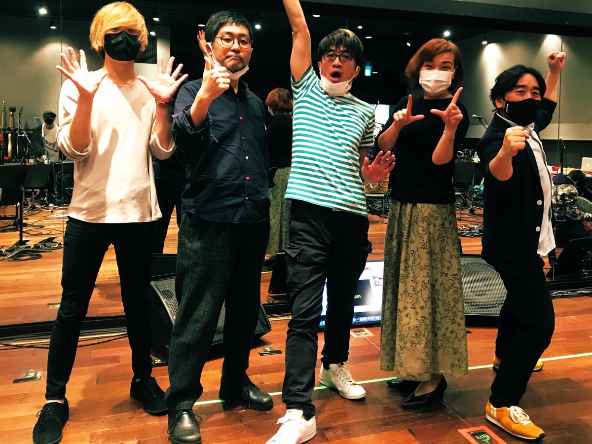 roundkitagawa's tweet photo. 花澤香菜ちゃんツアーのリハーサル、良い感じに進んでます!!
神戸のライブは、4月10日だよ、よろしく!!
ディスティネーションズ、Key,Cho:末永華子、Per,Mnp:毛利泰士、G:北川勝利、Dr:渡邊シン、B:千ヶ崎学、G:山之内俊夫
#花澤香菜 #Moonlight_Magic
#むんまじ #ポル香菜 #どのわい https://t.co/kptu5BpJVa