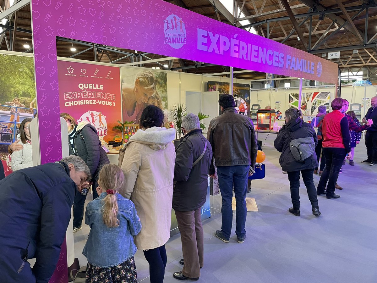 Visite inaugurale du salon du tourisme en #Poitou "Proxi'Loisirs" à #Poitiers. Rendez-vous stand 46 pour découvrir la richesse touristique de la #Vienne et des #DeuxSèvres !