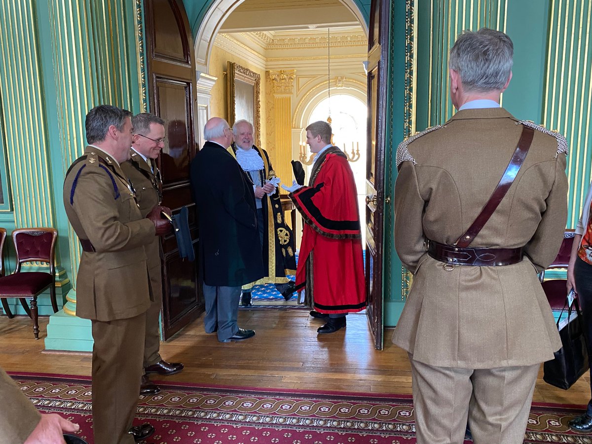 colonel_lisa's tweet photo. Fabulous parade today @TheQOY1 50th anniversary since formation and the sun is shining, a mighty relief!
@The_Black_Rats 
@LDLightCav 
@RFCAYH 
@nerfca https://t.co/yAXZD5YWap