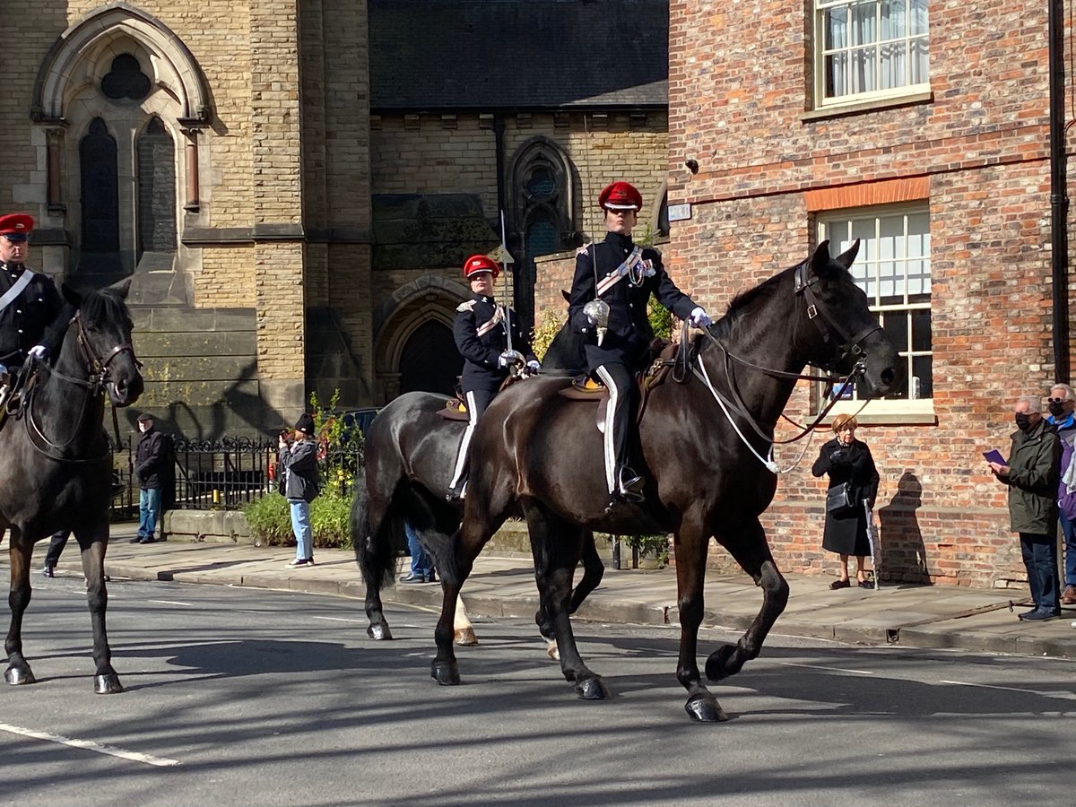 colonel_lisa's tweet photo. Fabulous parade today @TheQOY1 50th anniversary since formation and the sun is shining, a mighty relief!
@The_Black_Rats 
@LDLightCav 
@RFCAYH 
@nerfca https://t.co/yAXZD5YWap