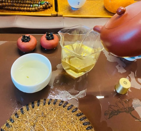 cfirer's tweet photo. What you need to prepare in life is not expensive tea, but the mood to drink tea. https://t.co/tlgCRdEh7b