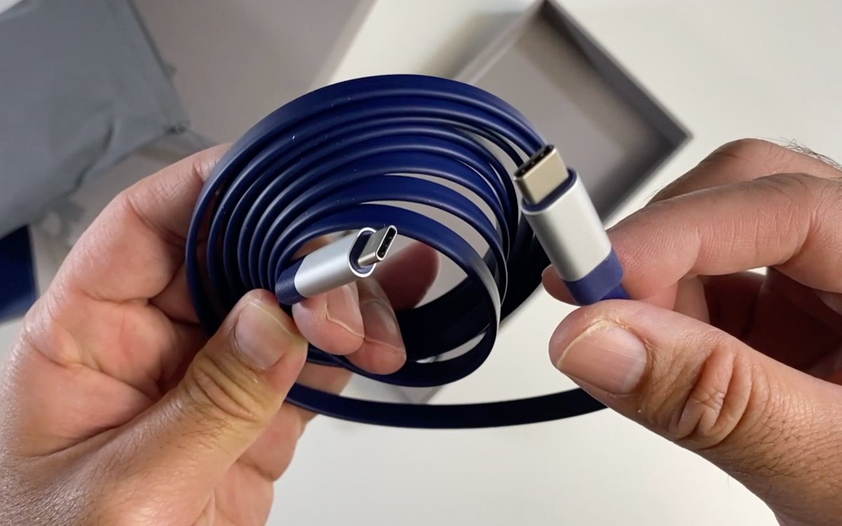 CHIGABYTE's tweet image. NEW VIDEO:  Atom Studios Flat USB-C Universal Charging Cable - All-in-One Charging Cable!
▶️ youtu.be/GPOCpK5NdgA

---
@atom_studios_  #Flat #UniversalCable #AtomStudios