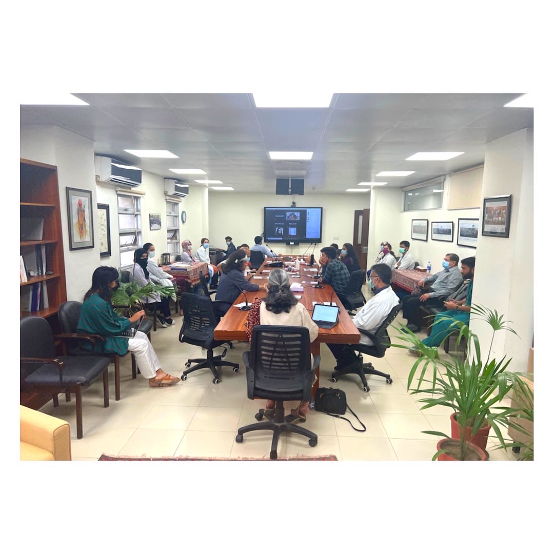 cbec_siut's tweet photo. Highlights from the 2nd meeting of #Karachi Bioethics Group #KBG hosted at #CBEC 🧬
Agenda: Contextualising #GeneticCounselling
by Dr Seema Hashmi & #VisualSociety by artist @ShaheenJaffrani
Participants: 55
Coordinator: Dr Nida Wahid Bashir
Date: Tuesday , March 29, 2022 https://t.co/qFHB9mRv3M