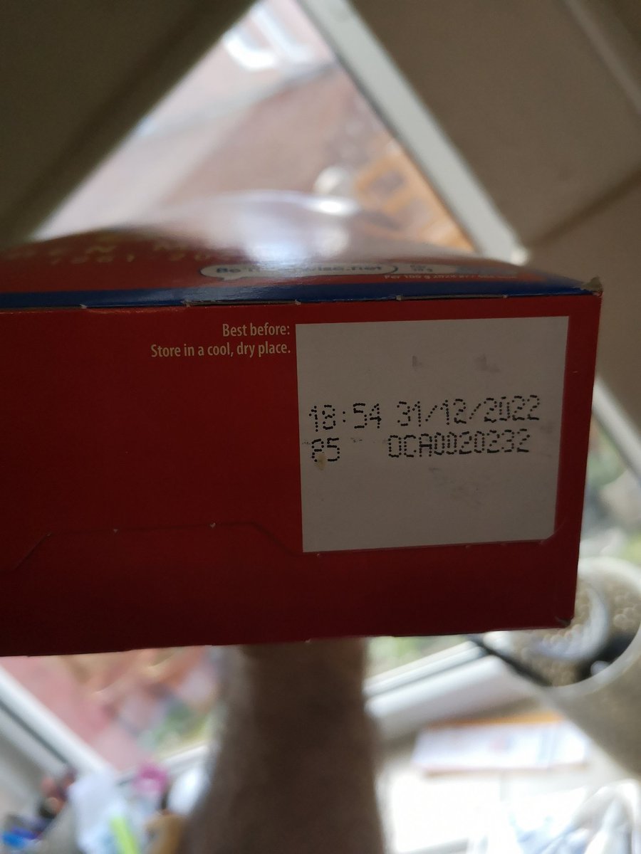 BertMcV's tweet photo. Hello @Ritzcrackers, is this safe to eat? https://t.co/hjxioVR1b7
