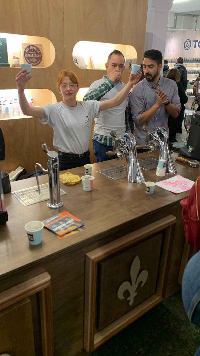 KateRyan281293's tweet photo. @Blendcoffeeapp and @Modbar making #LondonCoffeeFestival truly special! 😁 https://t.co/V8nLxT9jjq
