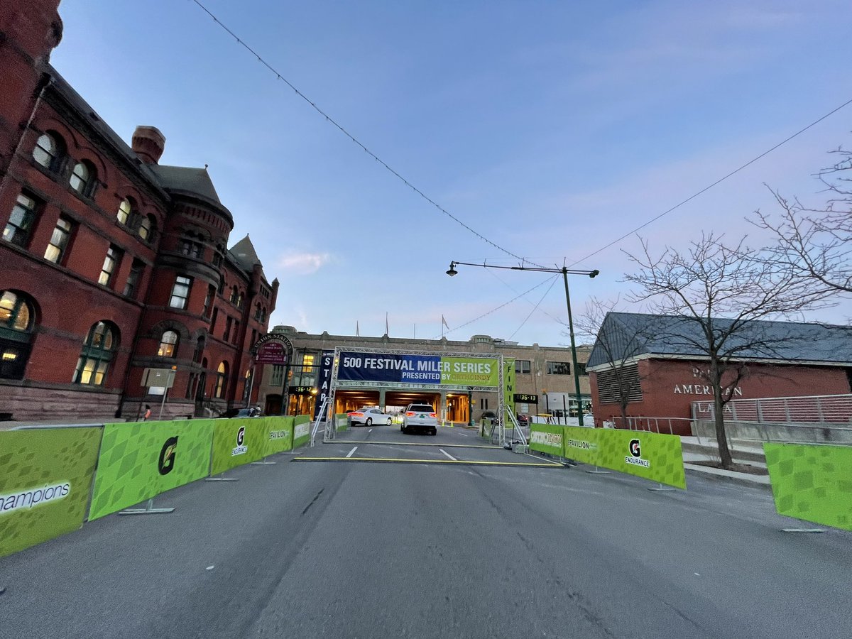 500Festival's tweet photo. Good morning, Indy!! We are up and ready for our 10-Miler, presented by @OrthoIndy!!βοΈ #IndyMilers https://t.co/mCN7Rl3gaU