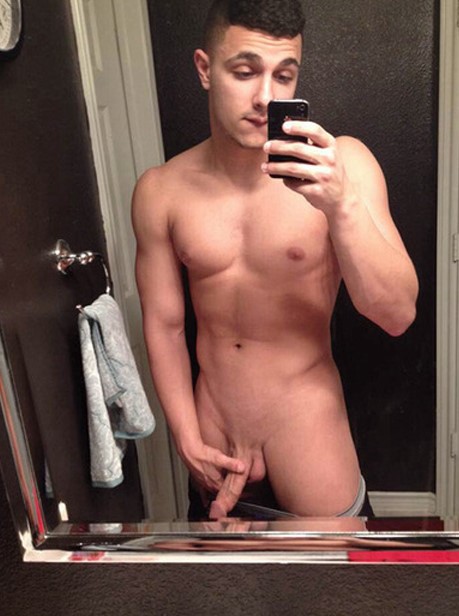 AnalJayson's tweet photo. I send nudes for every follow and my post retweet! 😈 https://t.co/dRC8EfPMAe