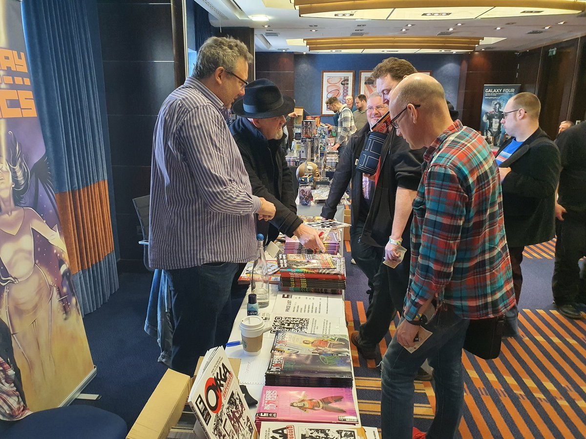 seanmason's tweet photo. Dez Skinn is at the @cutawayuniverse table at @DWASonline today! #CapitolV https://t.co/uEb4d6t7JY