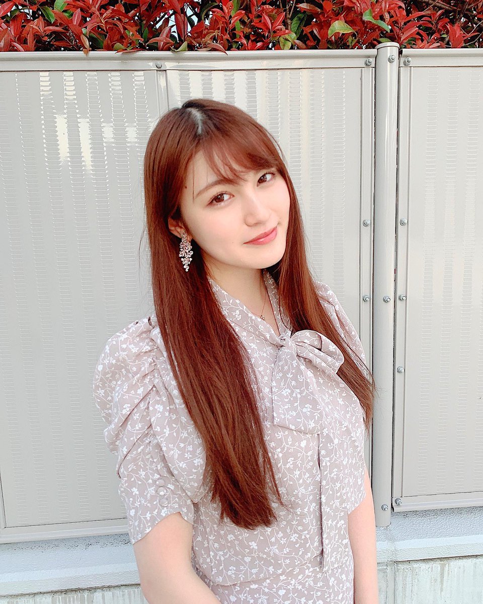 JiinaFansINA's tweet photo. [Yuisan Instagram]

#神志那結衣 https://t.co/ZhyFyVAsN3