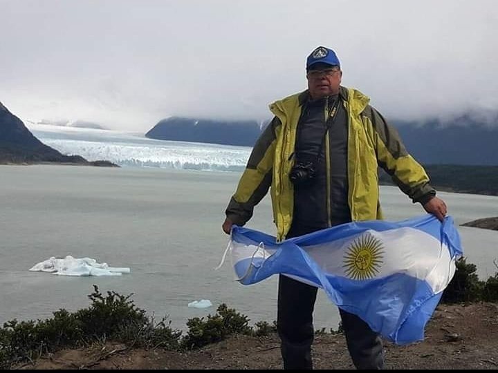 No nos olvidamos. No mos reconciliamos. 
Las Malvinas son argentinas. 
Ayer, hoy y siempre.