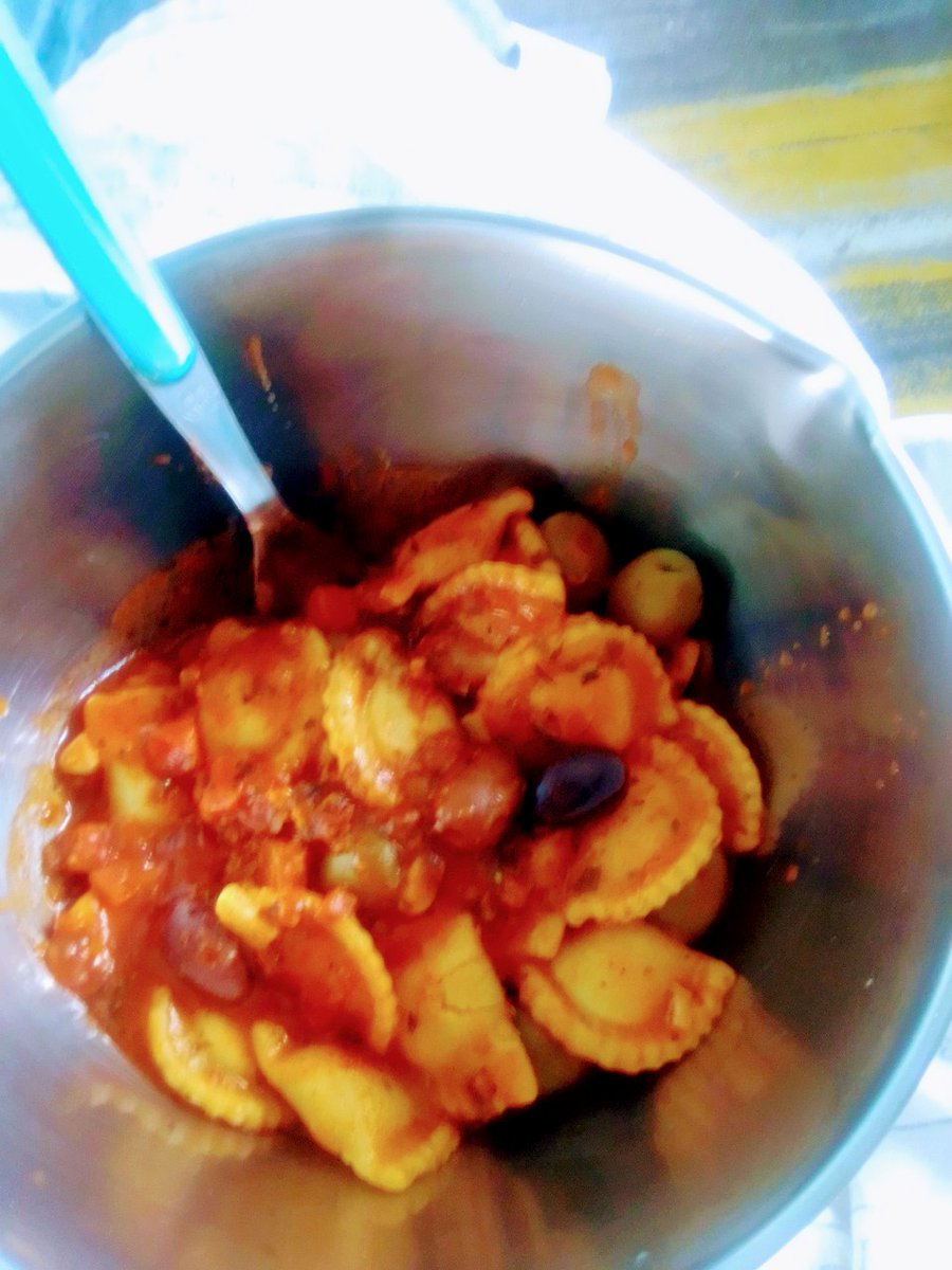 MachproE's tweet image. Ce midi c'est raviolis. Bon appétit ! Bon dimanche à vous tous !
DIEU vous bénit.