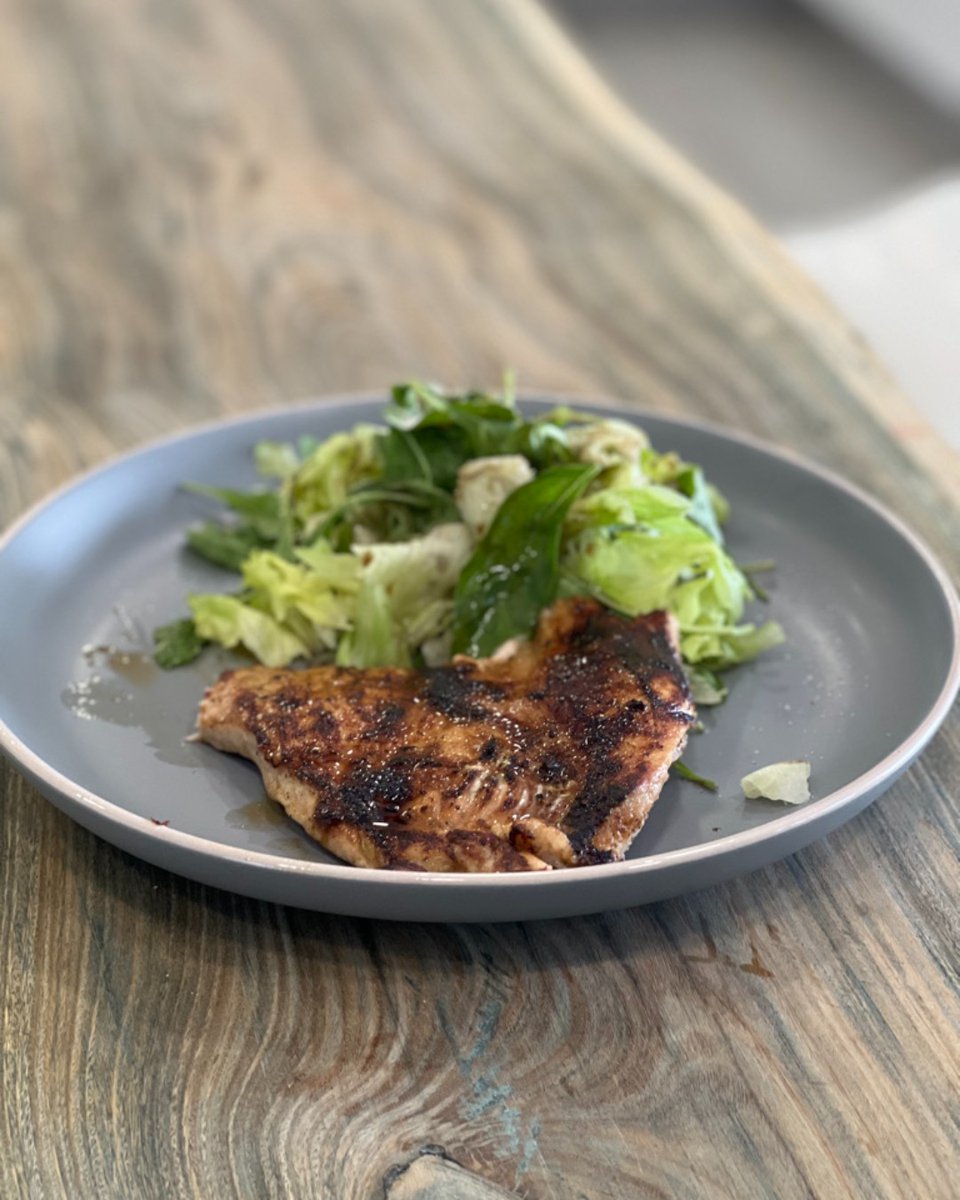 estamos desarrollando una gama de productos de cerdo que te van a querer hacer cambiar tu dieta, mira este churrasquito a la plancha por ejemplo.. finito y sensual pero con una mirada determinante. estate atento.. #ElPatronNoFalla