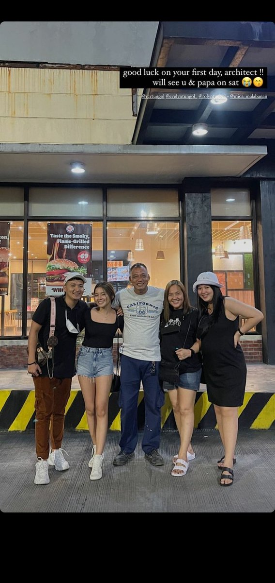 Ngitiniangela's tweet photo. Happy birthday Tito!!🤍🎉🥳 https://t.co/EkuoOpQdkP