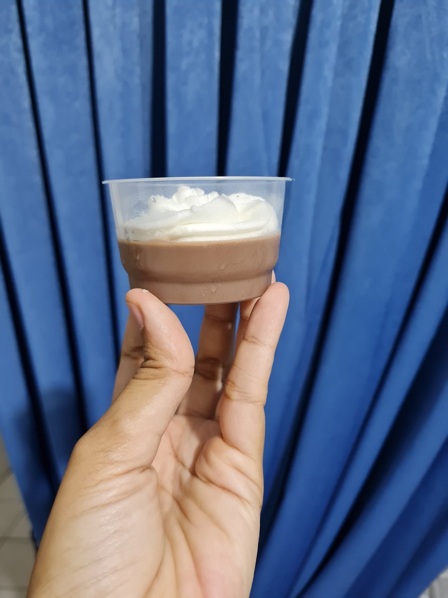 ima_albar's tweet photo. yang lagi cari takjil enak dan unik... bs lewat shopeefood jg.. 
https://t.co/oL7XLmHUvh https://t.co/okpFkXH1Yw