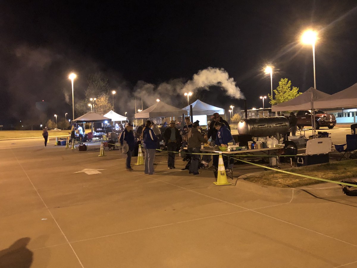 BBQDragons's tweet photo. First official post on our new Twitter account #BBQDragons at @hsbbqinc Mansfield Regional. Thank you @CarrollDECA for supporting our team https://t.co/KMxDxR7JKq