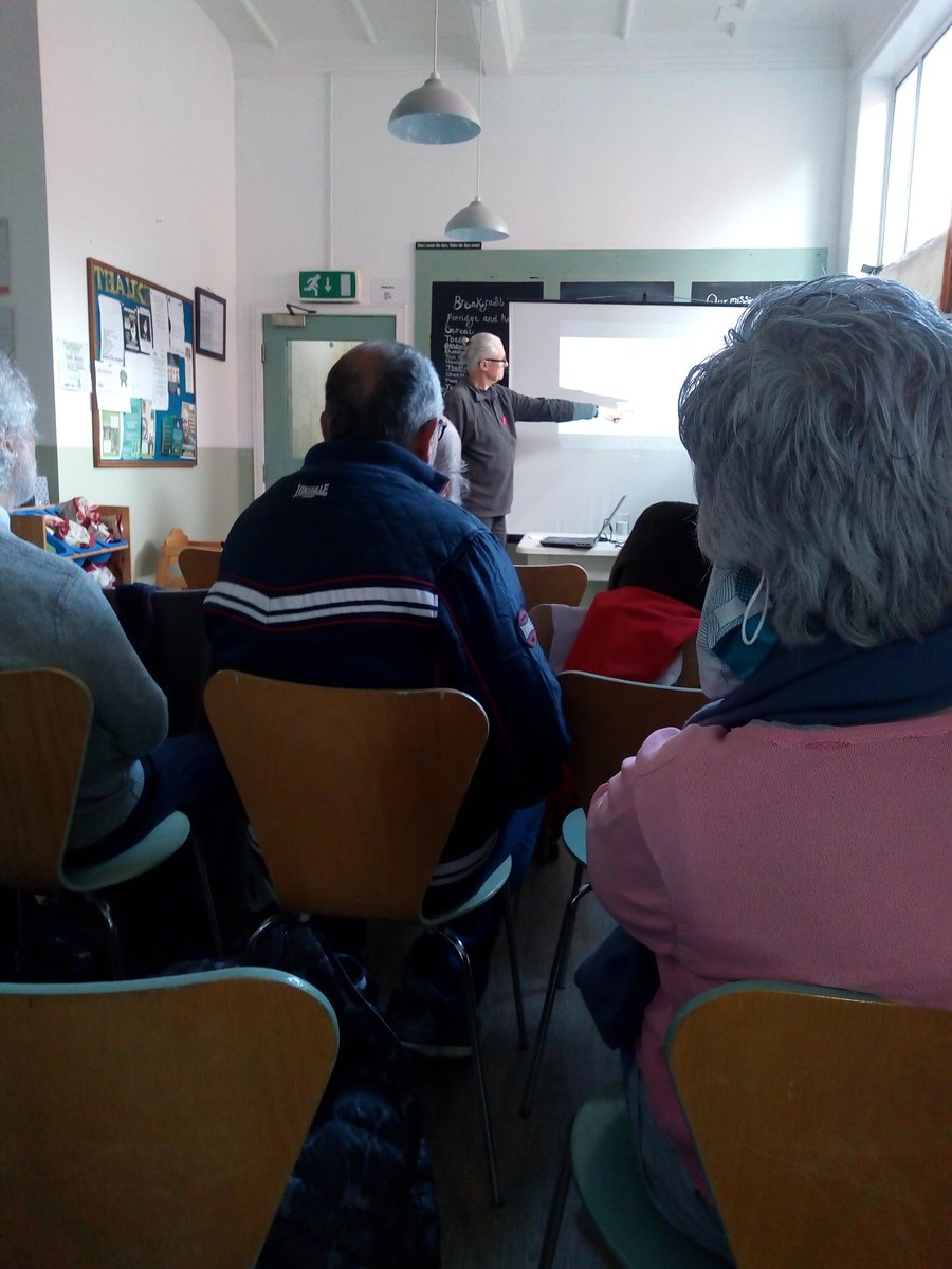 LincsRebellion's tweet photo. #HeadingforExtinction talk, as convincing as ever, to 12 listeners at @EarthLincs cafe, #MintLane
#ClimateEmergency
@XRebellionUK
@CClimateAction
Rebellion begins next Saturday 9 April, Hyde . Join in! https://t.co/Xu5B1h9pxc